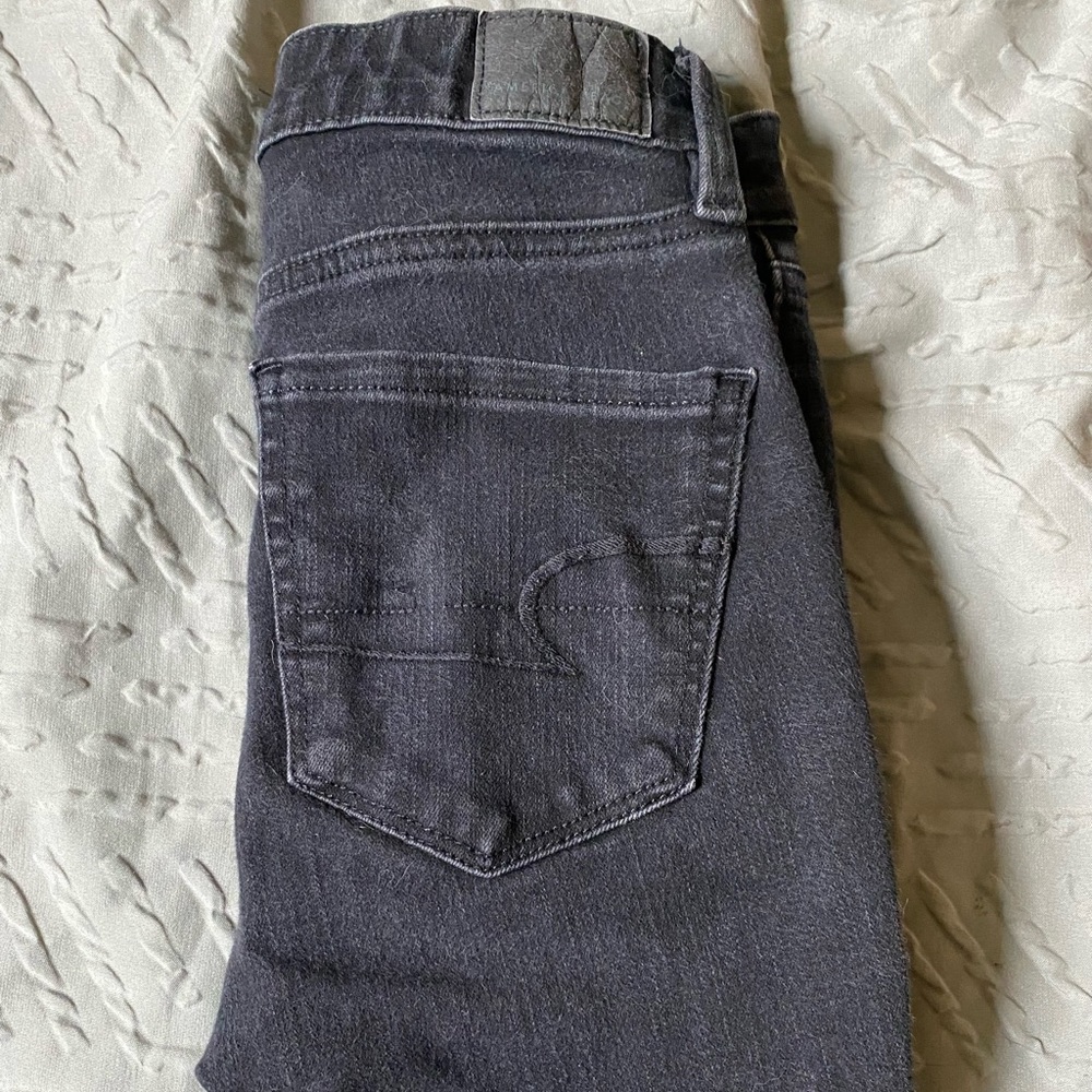 Black American Eagle High Rise Jegging - 00 Short